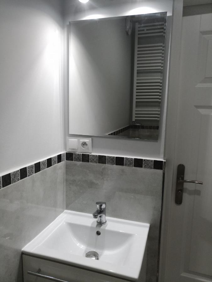 Studio Jutrzenka Z Lazienka By Apartamenty Na Dni Wroclaw Breslávia Exterior foto